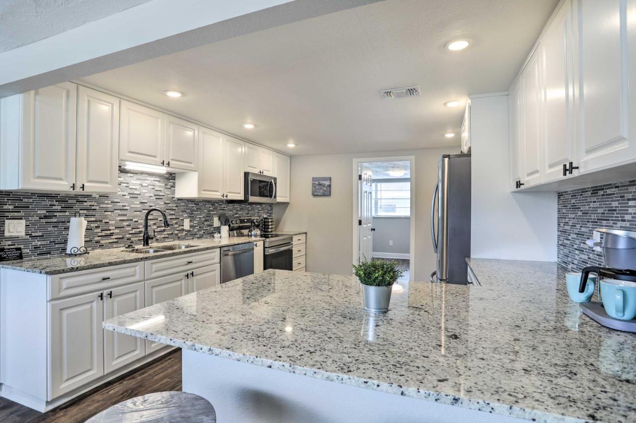 Pet-Friendly Gulfport Home Less Than 2 Mi To Beach San Petersburgo Exterior foto